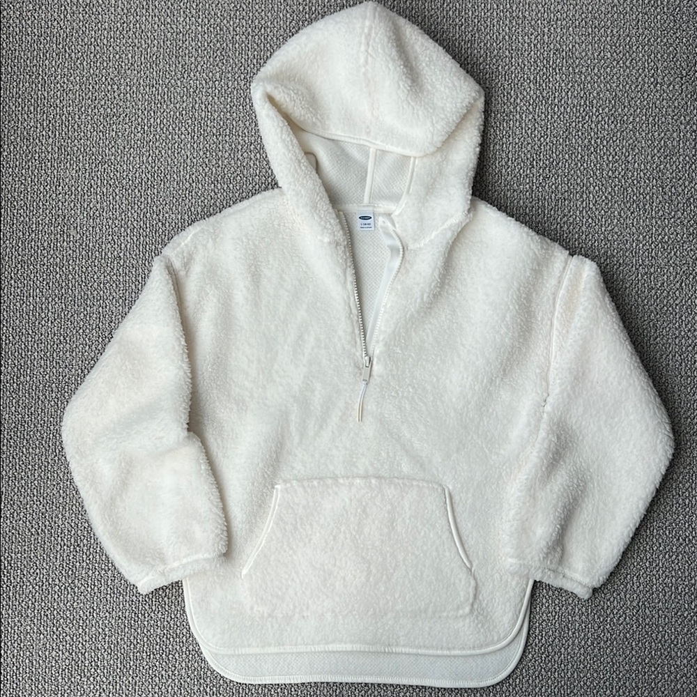 NWOT Old Navy Girls Sherpa/Fuzzy Hoodie